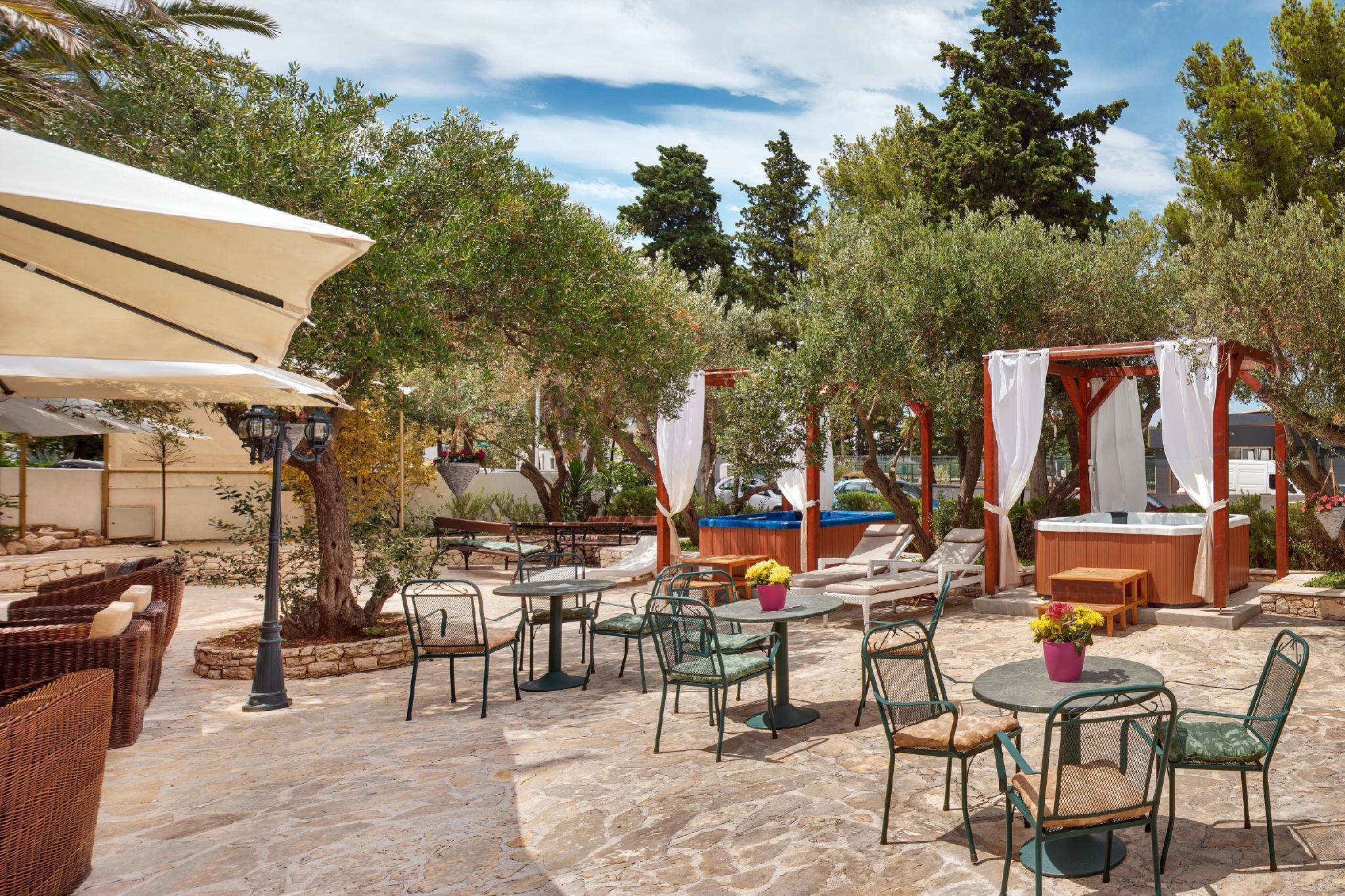 Hotel Villa Adriatica - Adults Only Supetar Zewnętrze zdjęcie